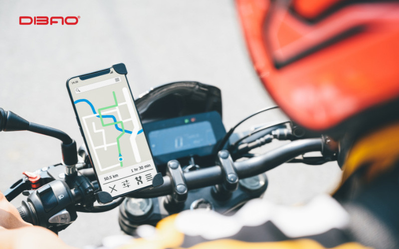 Nếu sử dụng điện thoại khi lái xe không đúng quy định có thể bị trừ điểm trên GPLX